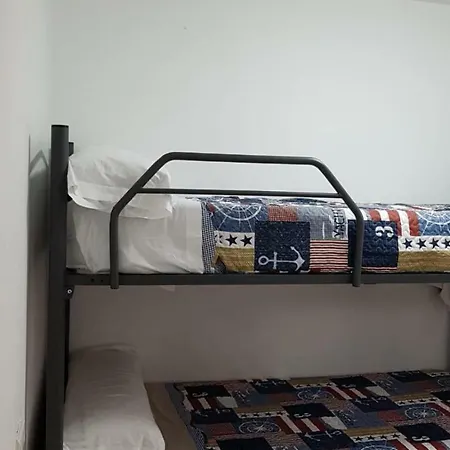 Oviedo Apartman *